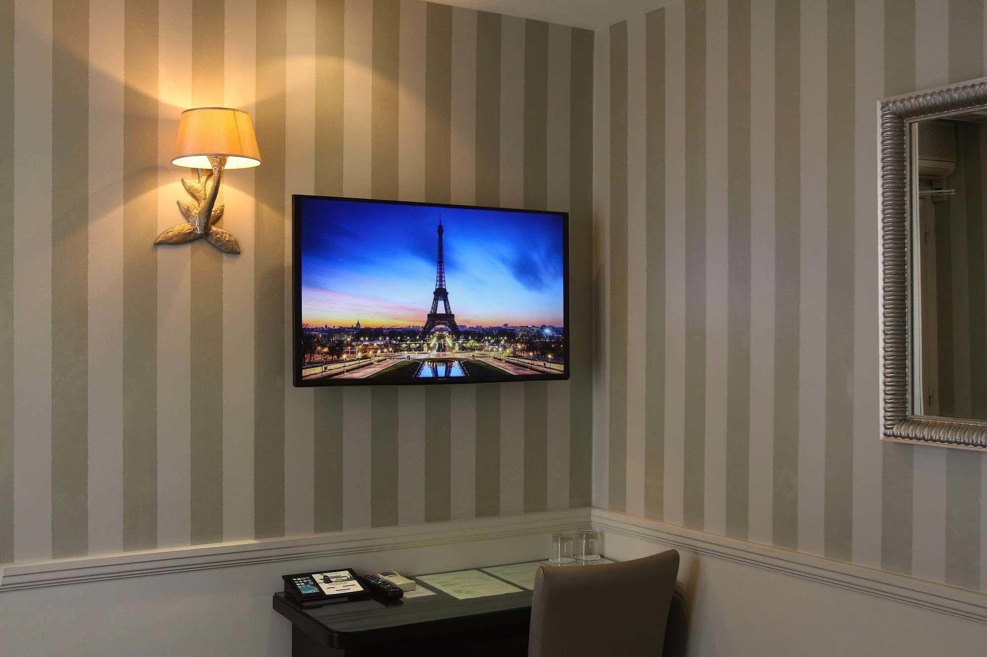 Etoile Trocadero Hotel París